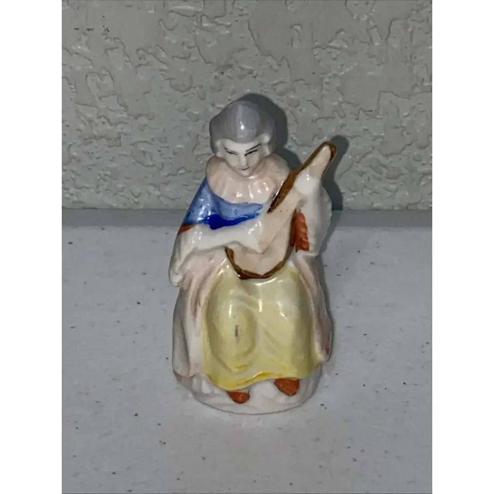 Lot Of 4 Porcelain Figurines Made in‎ Occupied Japan Woman Female Musician 3.5